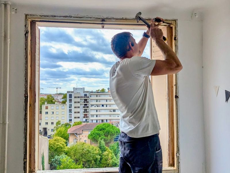 Remplacement d'une fenêtre et une porte fenêtre en PVC au Busca à Toulouse